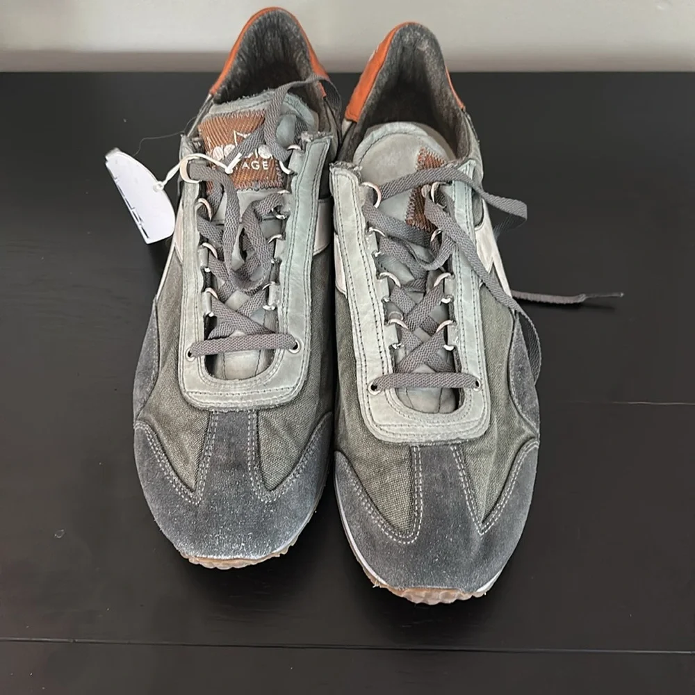 Diadora Gray and Orange Retro Sneakers with Padded Collar - Picture 2 of 3